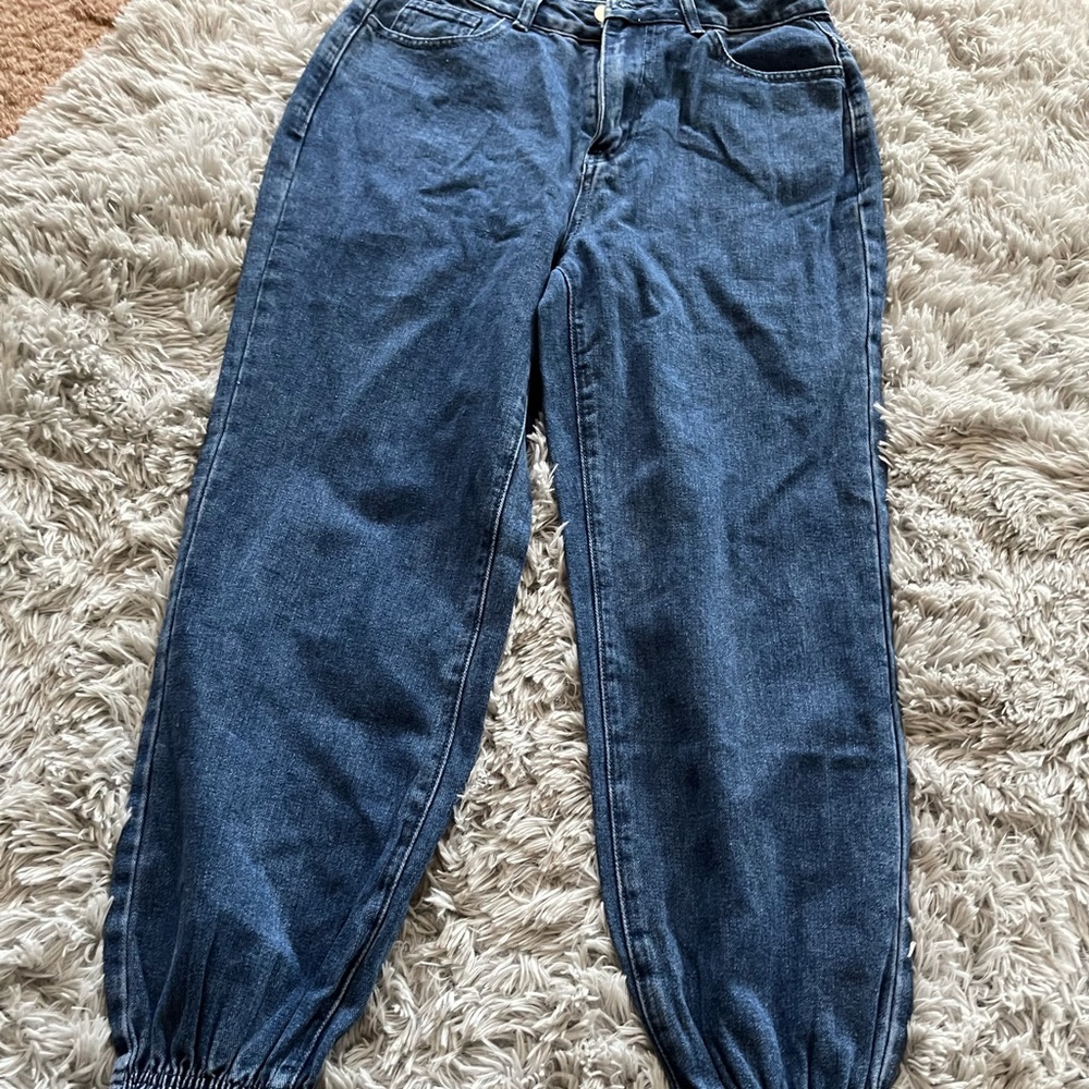 New SHEIN JEANS ( parachute pants )